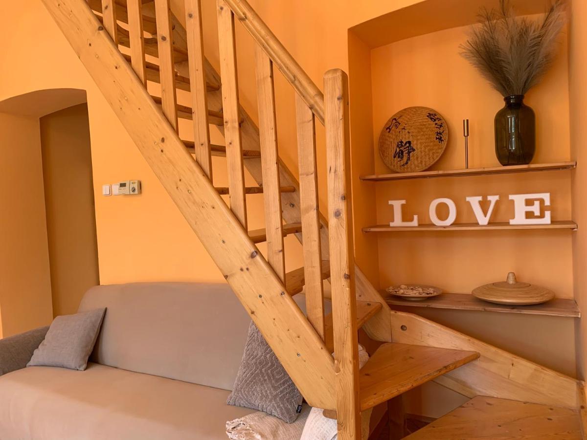 Residence Bella Vista カルロヴィ・ヴァリ エクステリア 写真